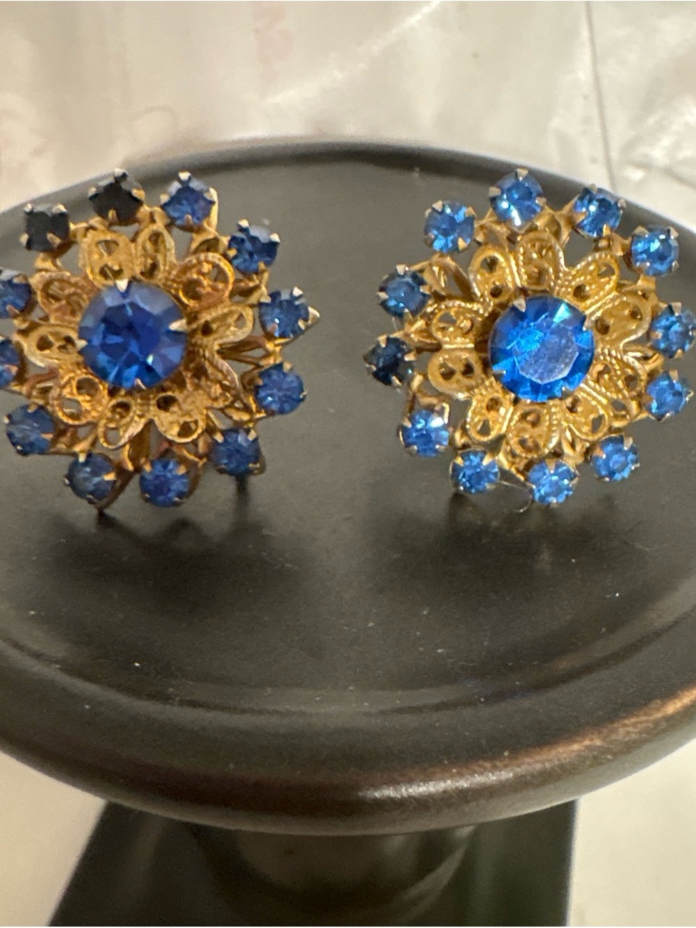 Vintage Gold Filagree And Sapphire Blue Screw Back Earrings-Women’s Jewelry